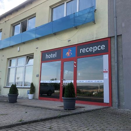 Hotel Joker Obrnice Εξωτερικό φωτογραφία
