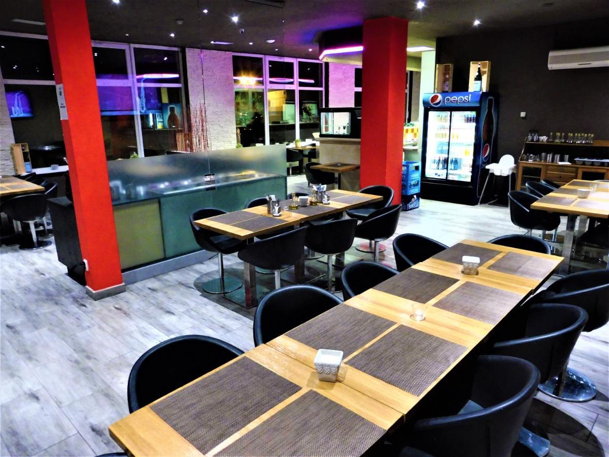 Hotel Joker Obrnice Εξωτερικό φωτογραφία
