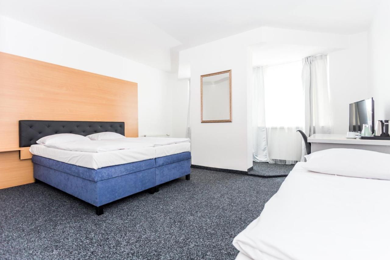Hotel Joker Obrnice Εξωτερικό φωτογραφία