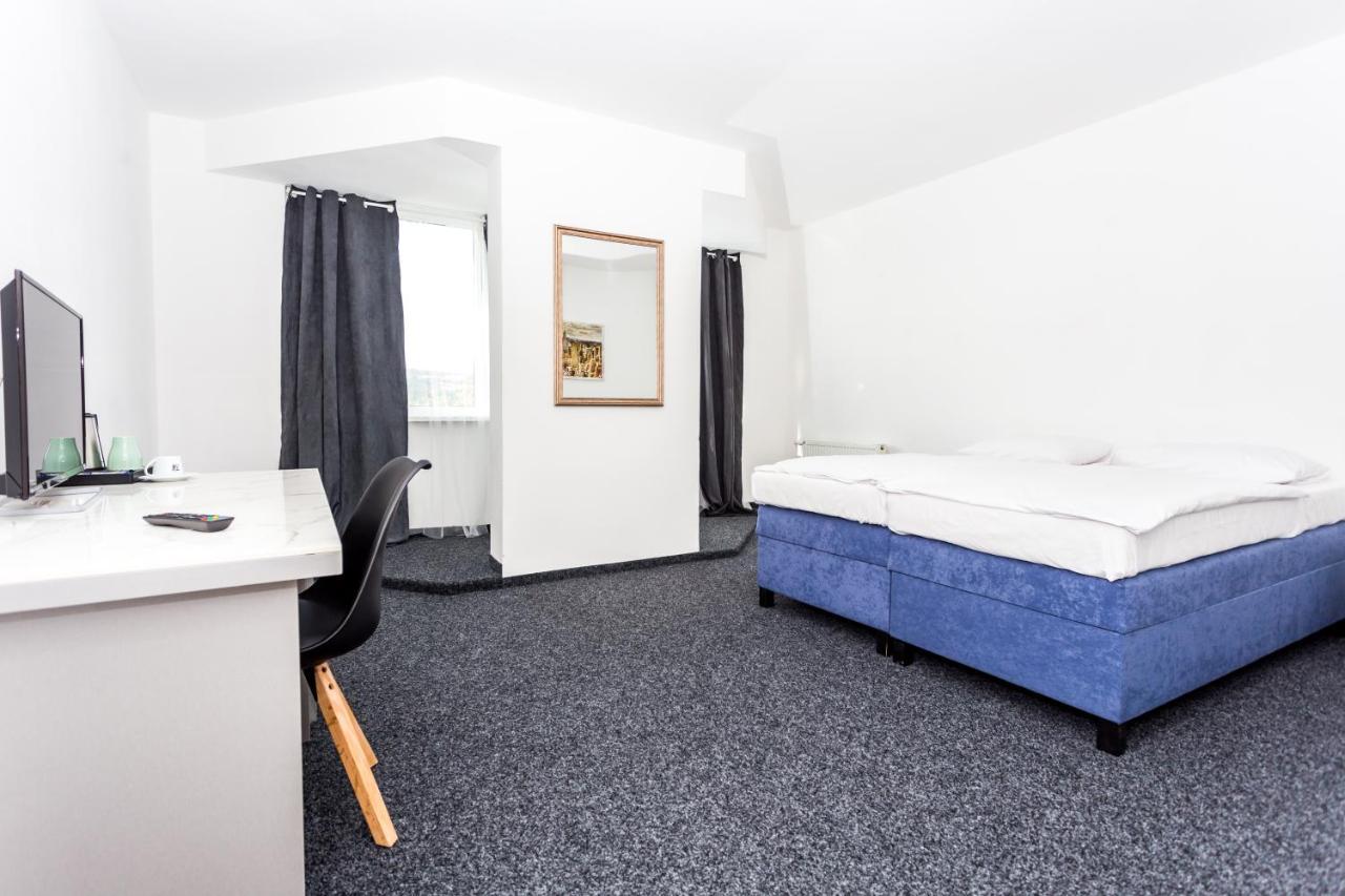 Hotel Joker Obrnice Εξωτερικό φωτογραφία